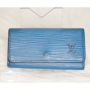 •Authentic Louis Vuitton Multicles 4•